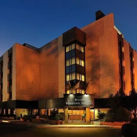 Airport Otel 4*